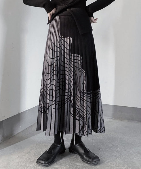 Line Drawing Knit Pleat Skirt