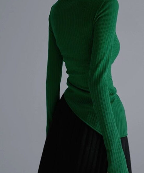 Diagonally Neck Asymmetry Top