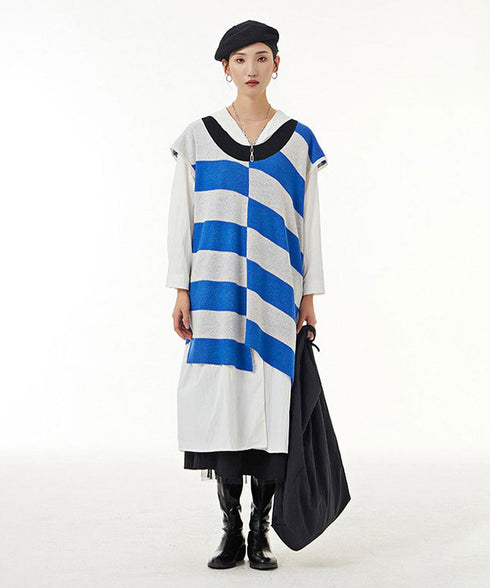 Wavy Stripe Oversized Knit Vest