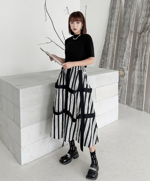 String Ribbon Flare Skirt
