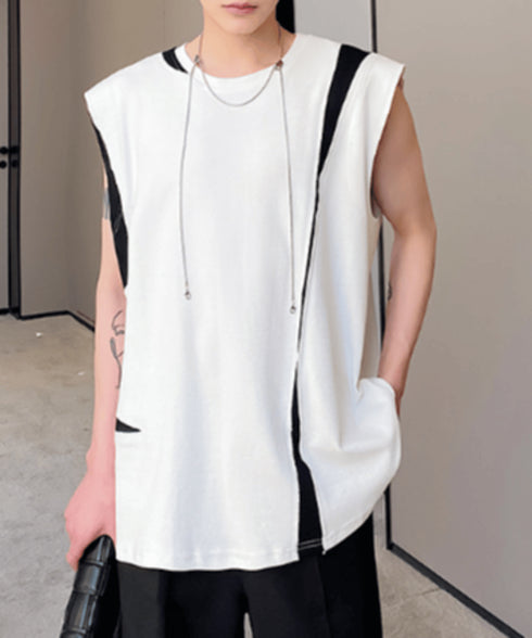 Bicolor Slit Sleeveless Top