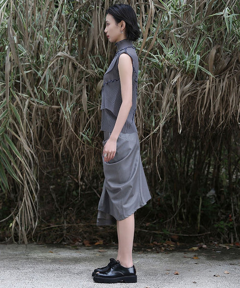 Stand Collar Pleated Top