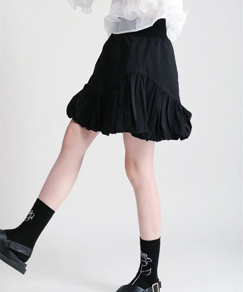 Curved Frill Short Skirt