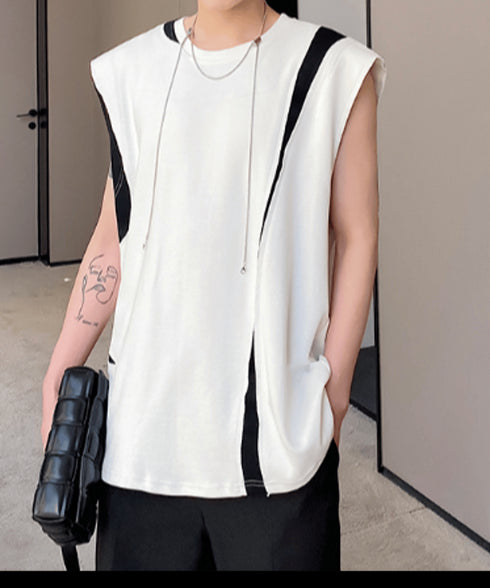 Bicolor Slit Sleeveless Top