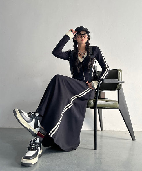 Side Line V-neck Dress