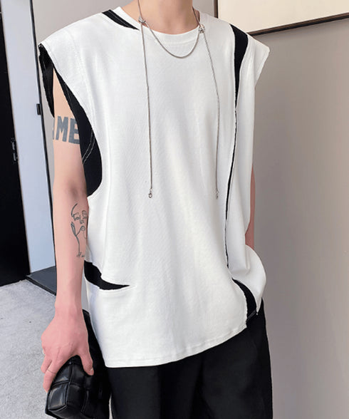 Bicolor Slit Sleeveless Top