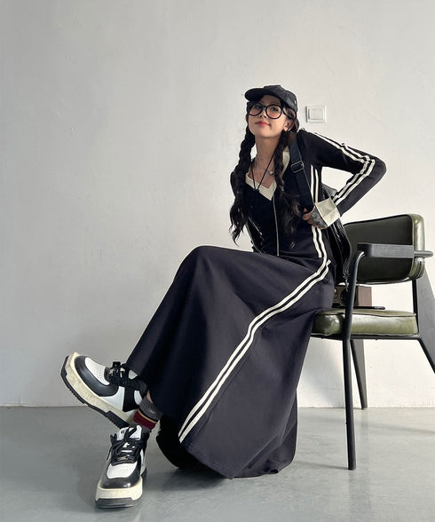 Side Line V-neck Dress