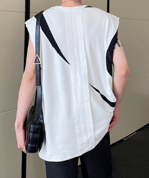 Bicolor Slit Sleeveless Top