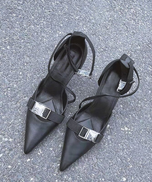 pointed rider pumps