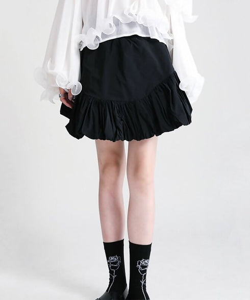 Curved Frill Short Skirt