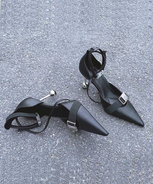 pointed rider pumps