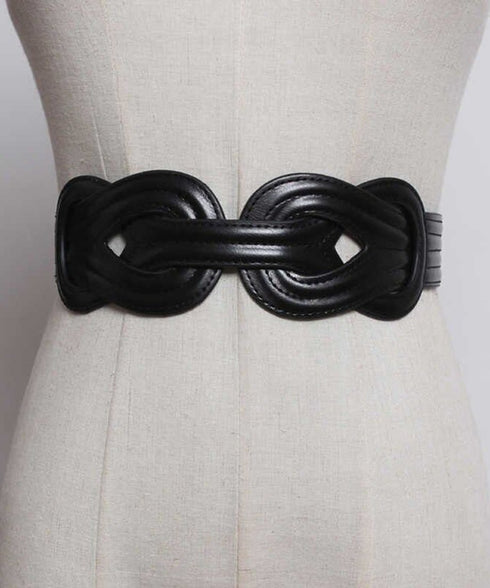 black fashion belt