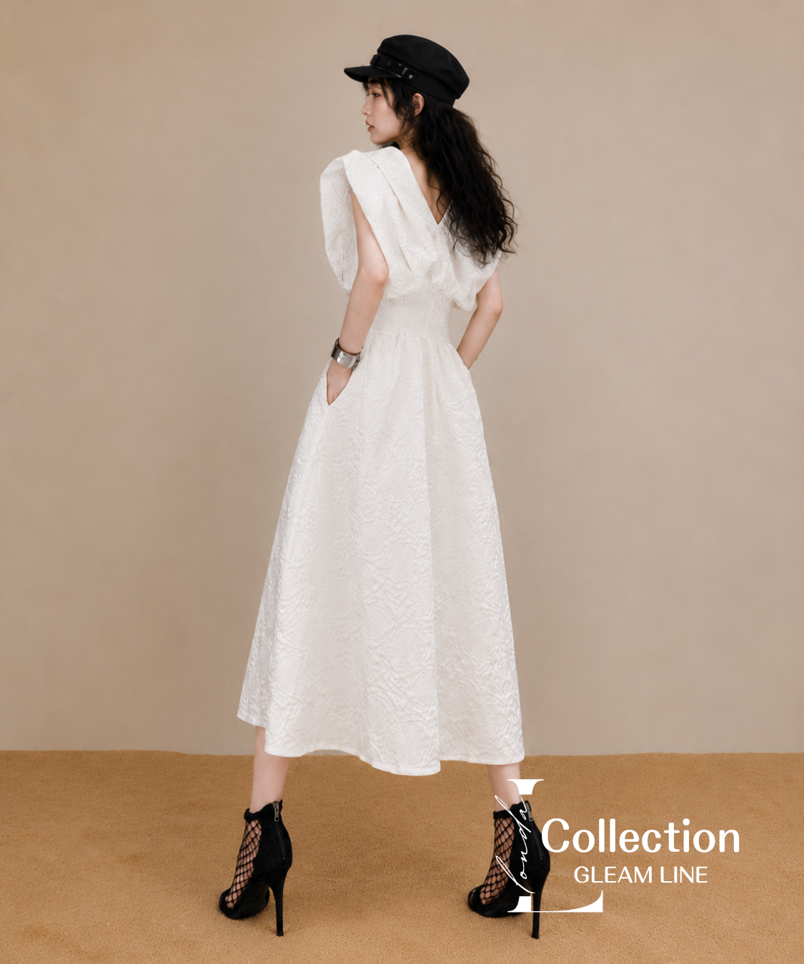 Double V-neck Ripple Dress