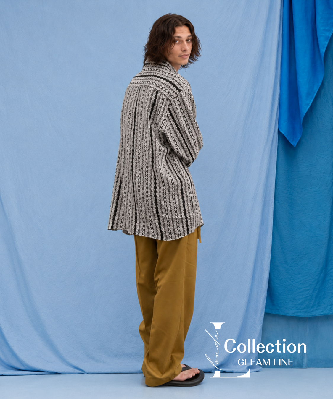 Stand Out Collar Shirt