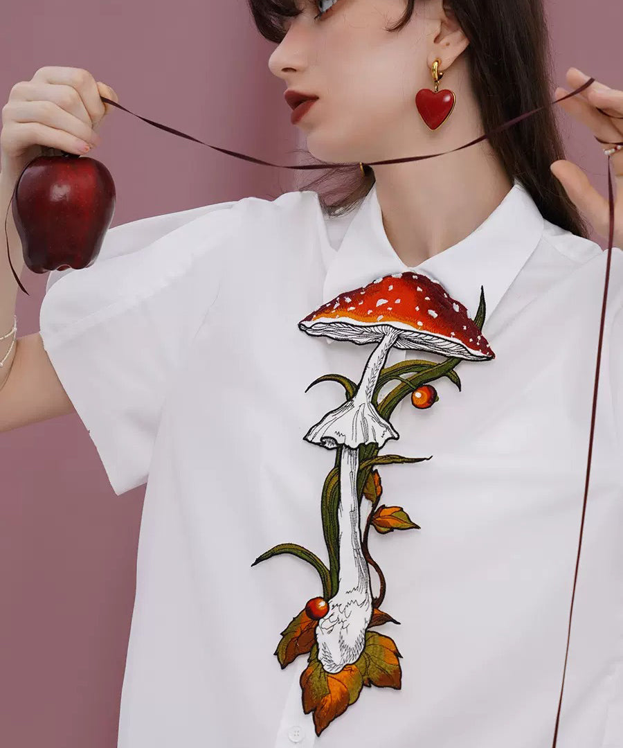 Mushroom Berry Tie
