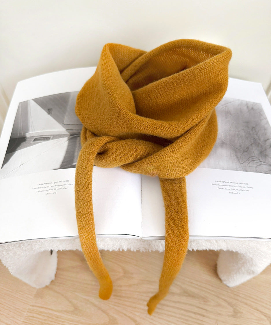 Triangle Tie Knit Scarf