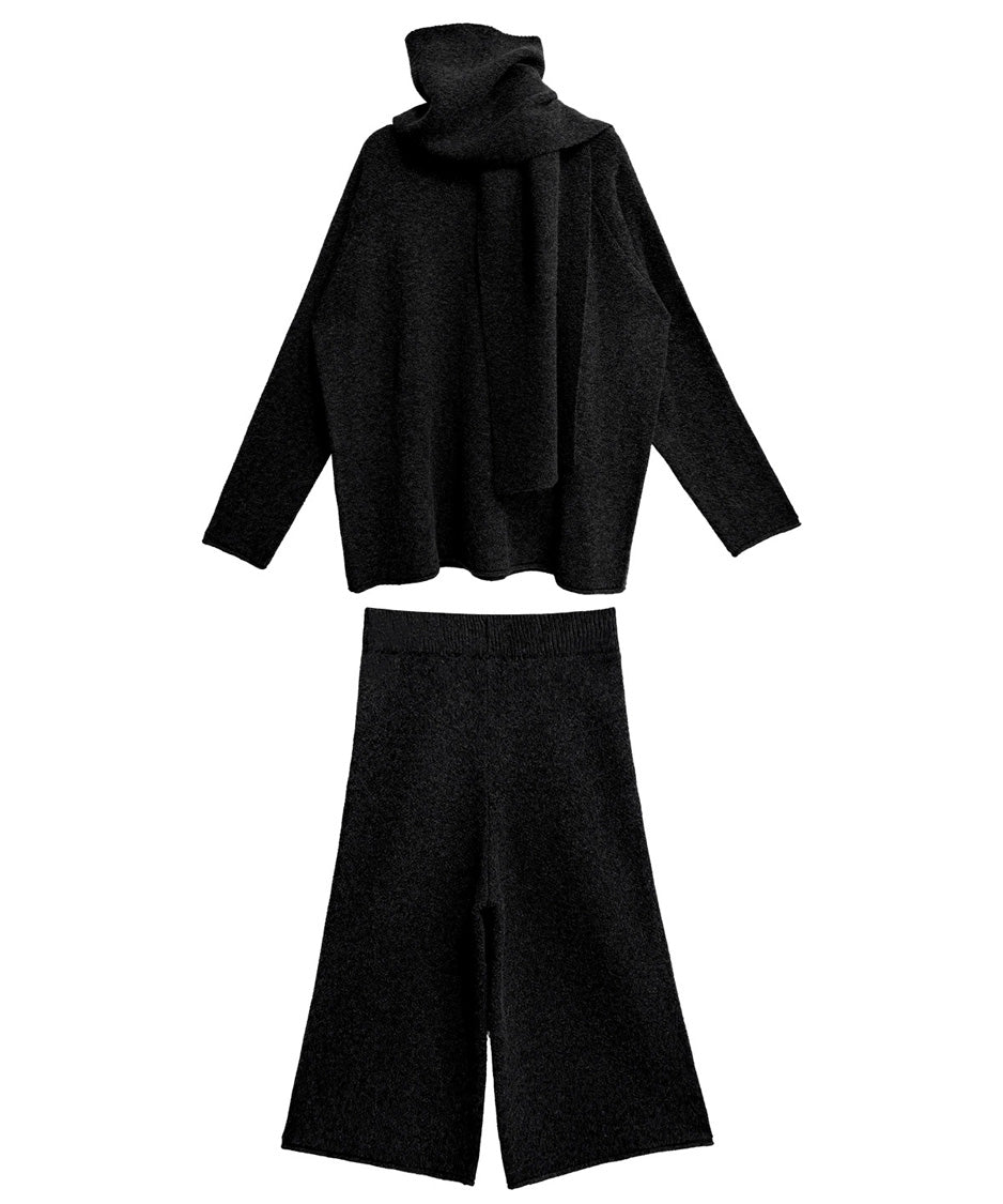 Draped Scarf Culotte Set Black 平置き