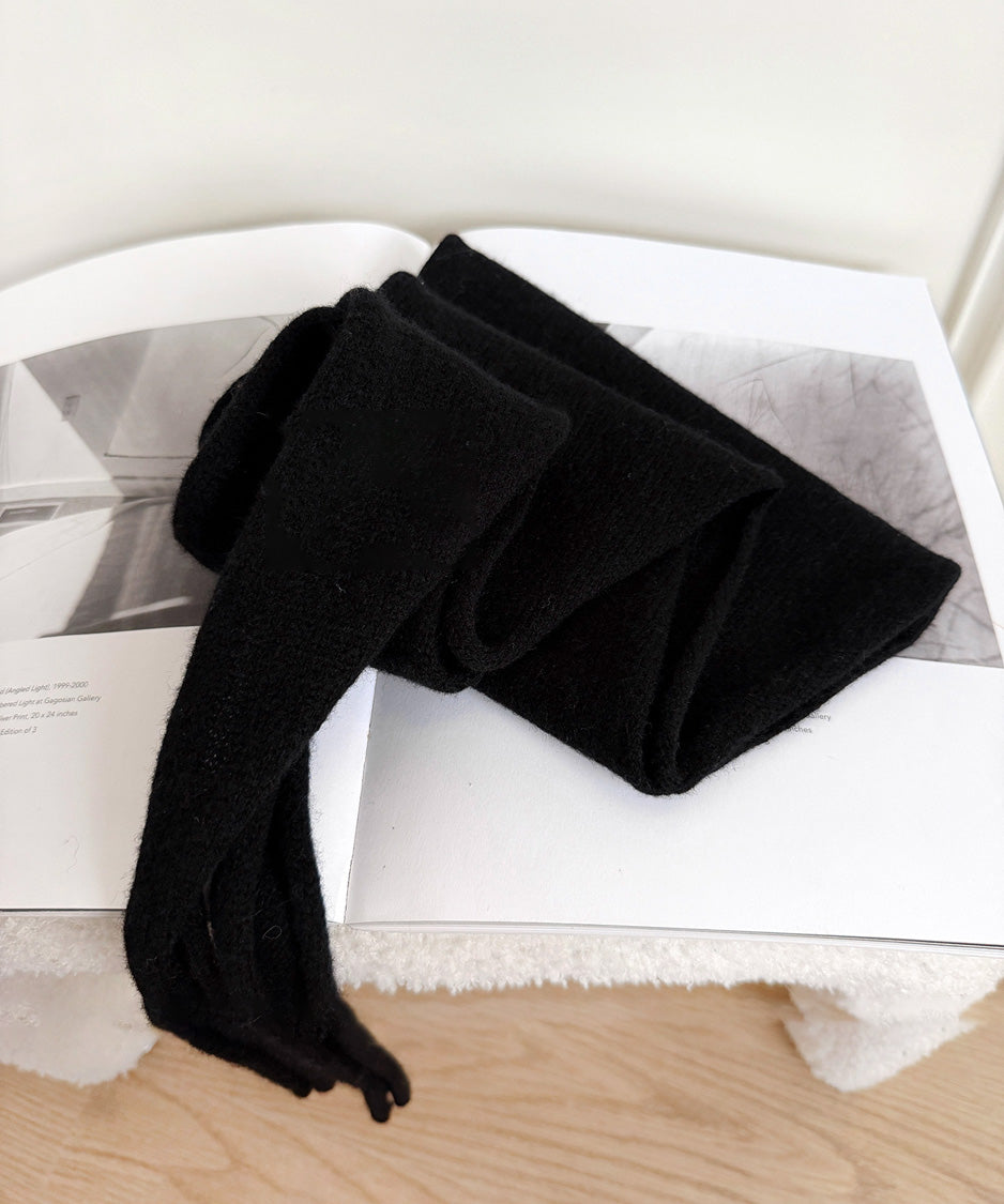Triangle Tie Knit Scarf
