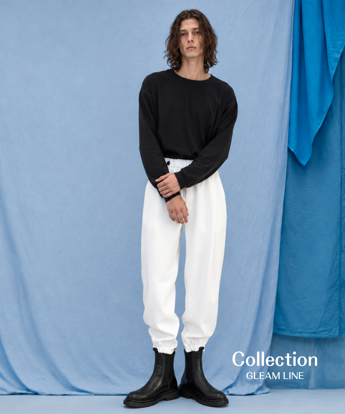 One Tuck Tapered Pants