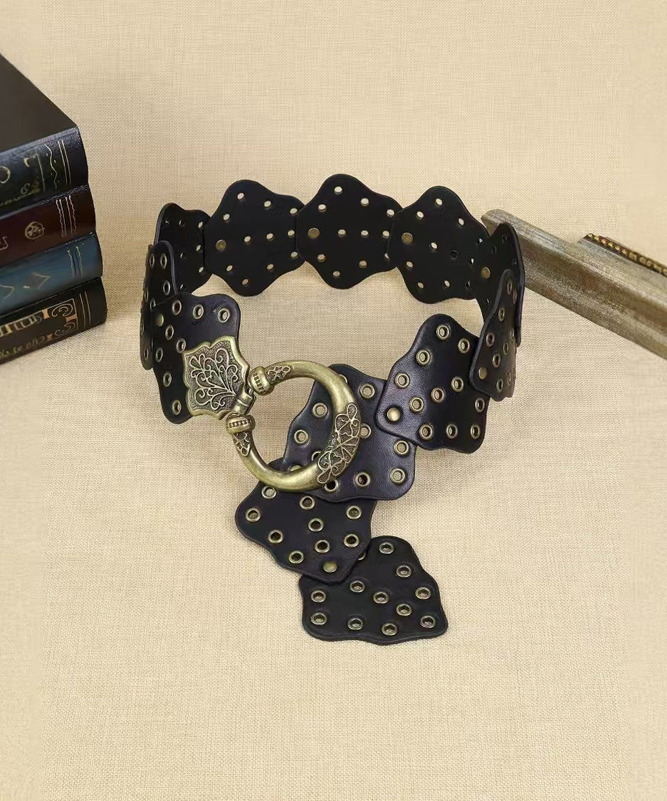 Crest Eyelet Belt