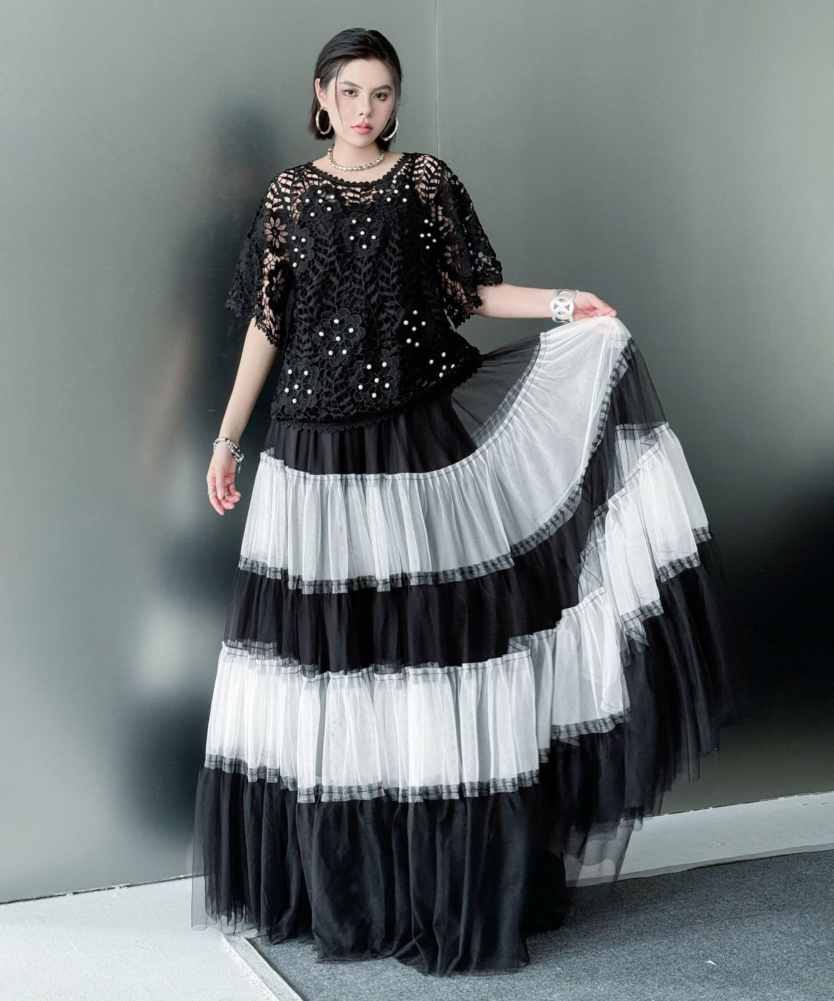 Monotone Doll Skirt