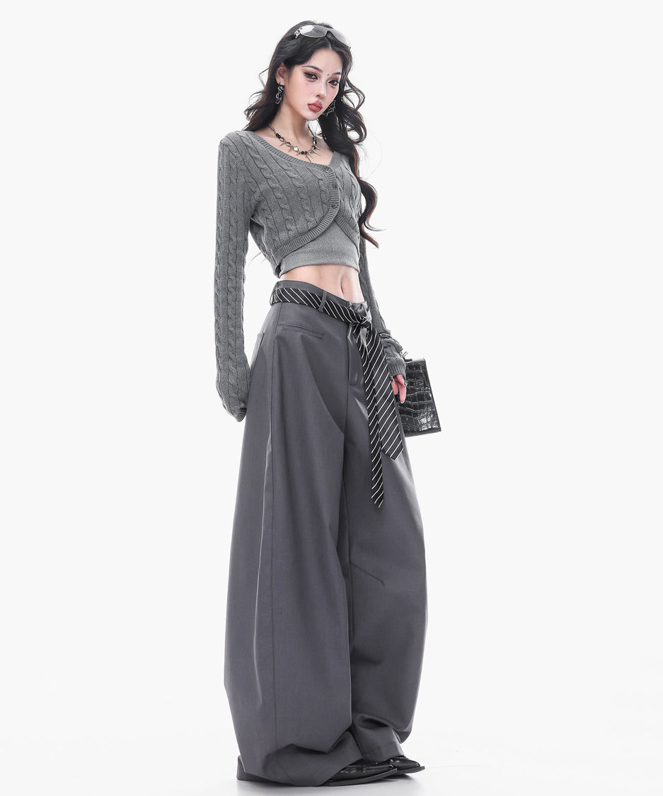 Cable Cropped Curve Cardigan