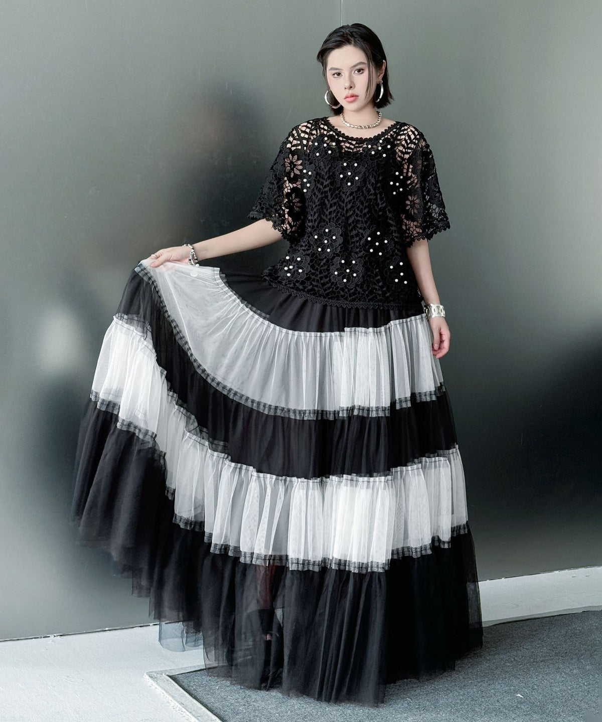 Monotone Doll Skirt