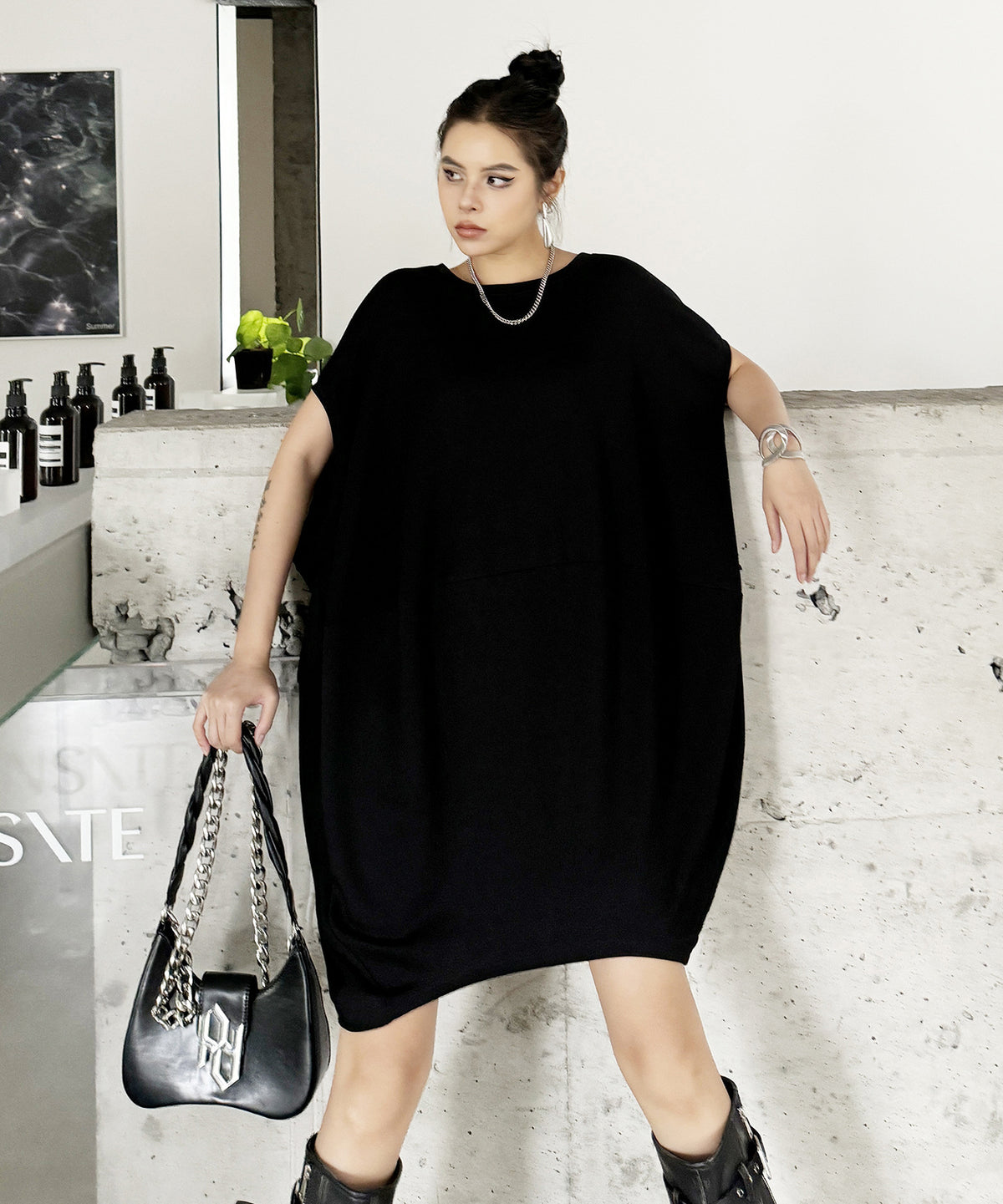 Balloon Silhouette Dress