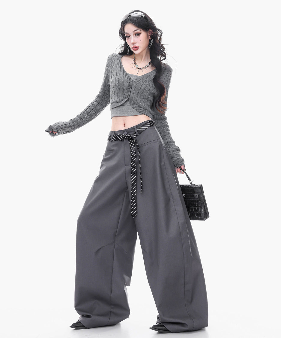 Cable Cropped Curve Cardigan