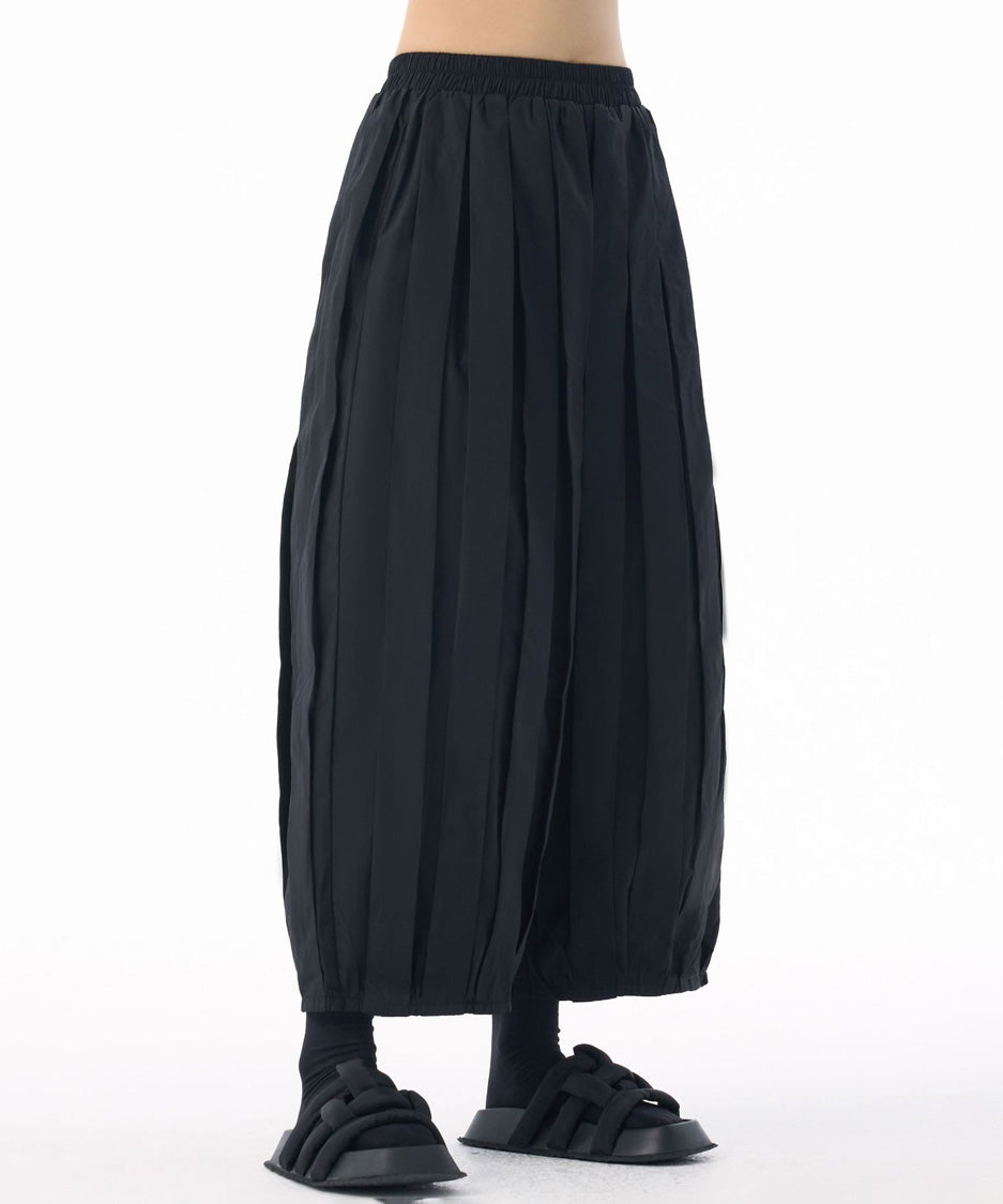Pleated Volume Balloon Pants