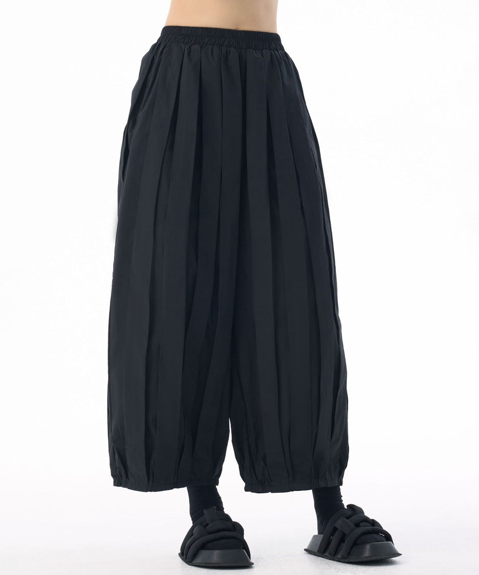 Pleated Volume Balloon Pants