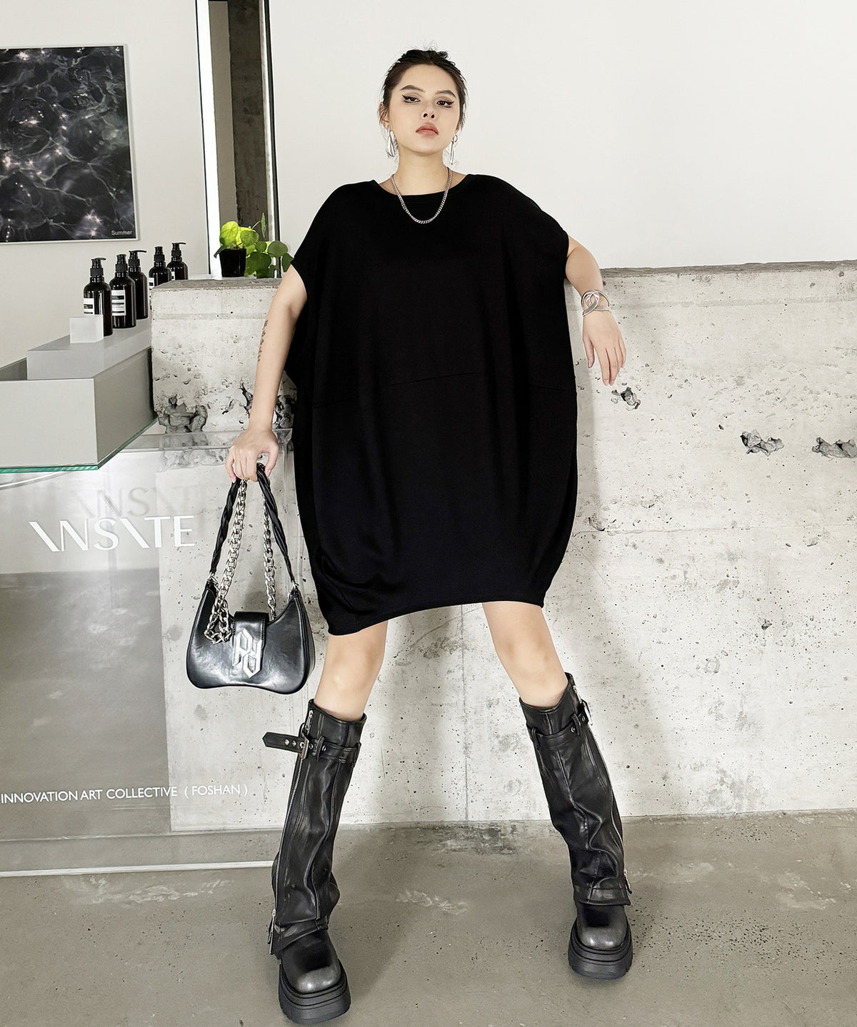 Balloon Silhouette Dress