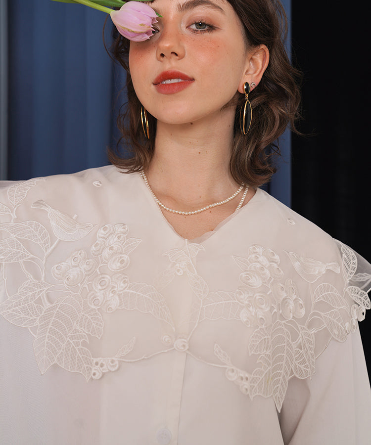 Embroidered Bird Collar Blouse