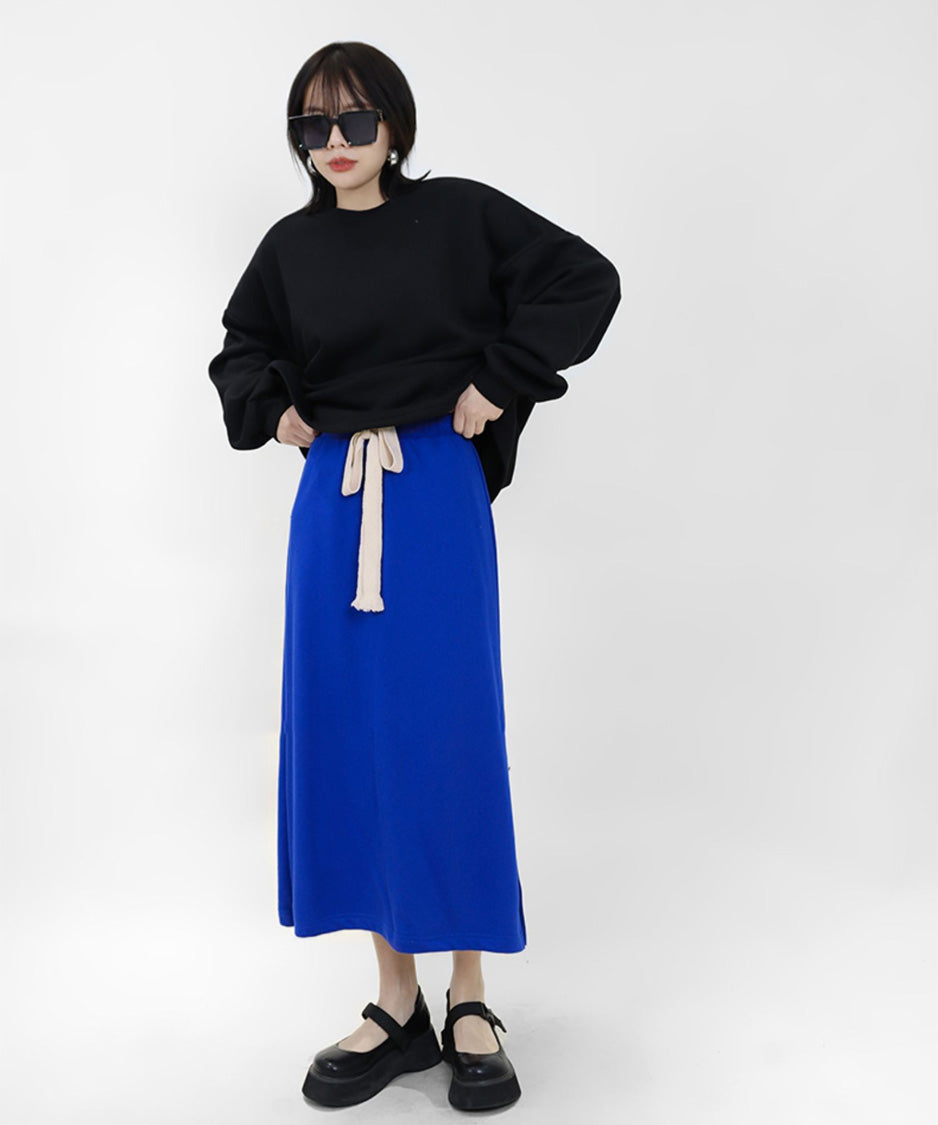 Ribbon Slit Sweat Skirt