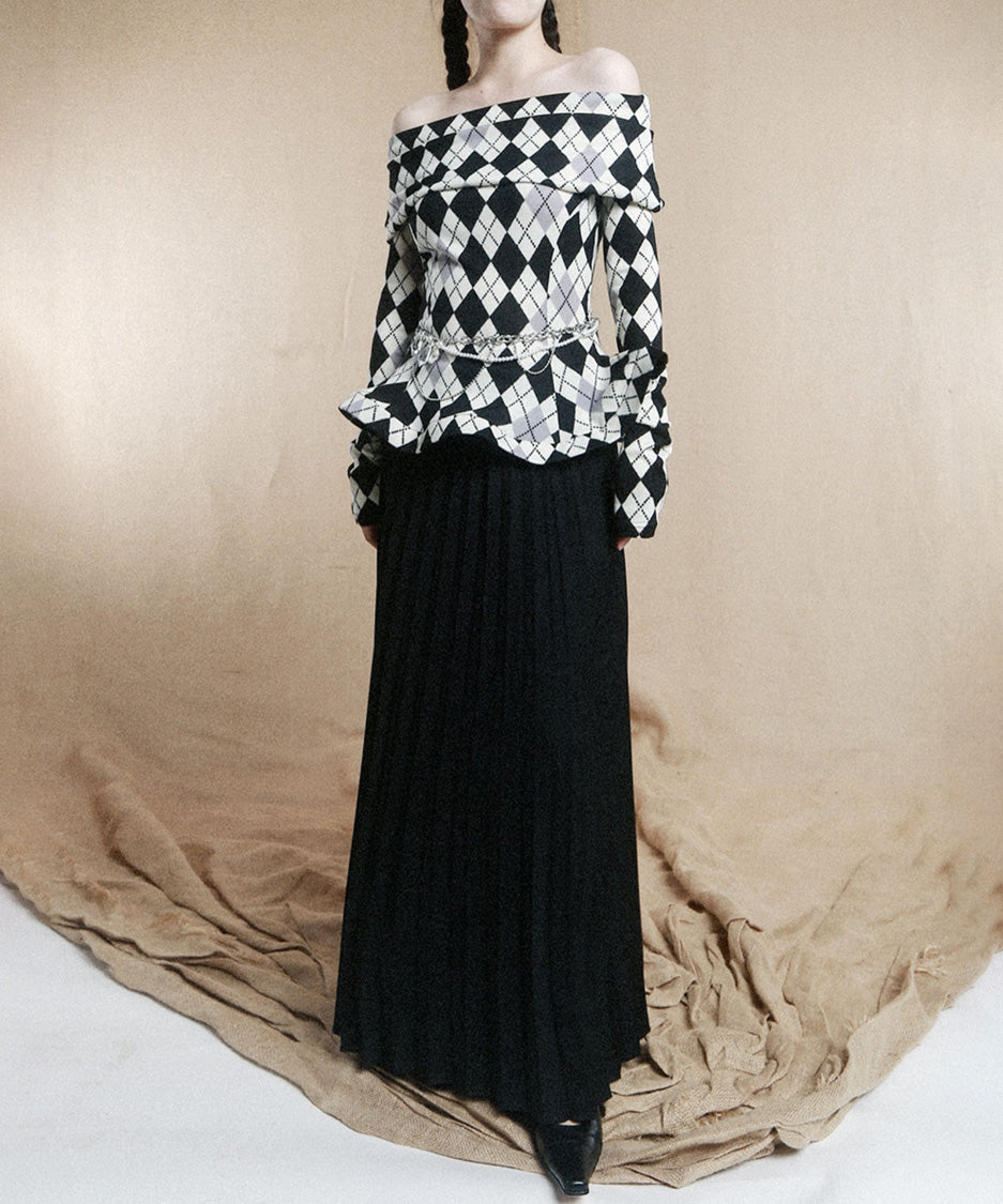 Argyle OffShoulder Fit Top