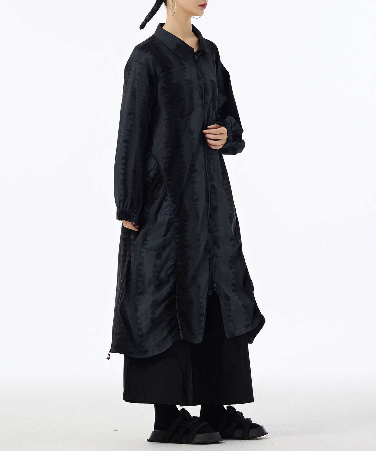 Glare Texture Zip Top