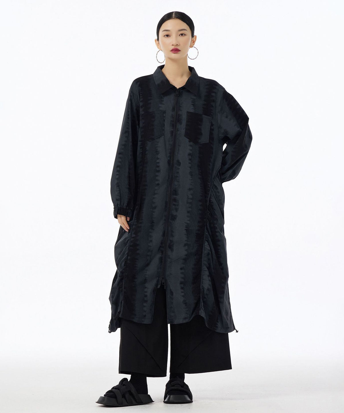 Glare Texture Zip Top