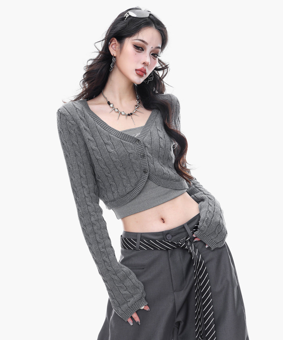 Cable Cropped Curve Cardigan