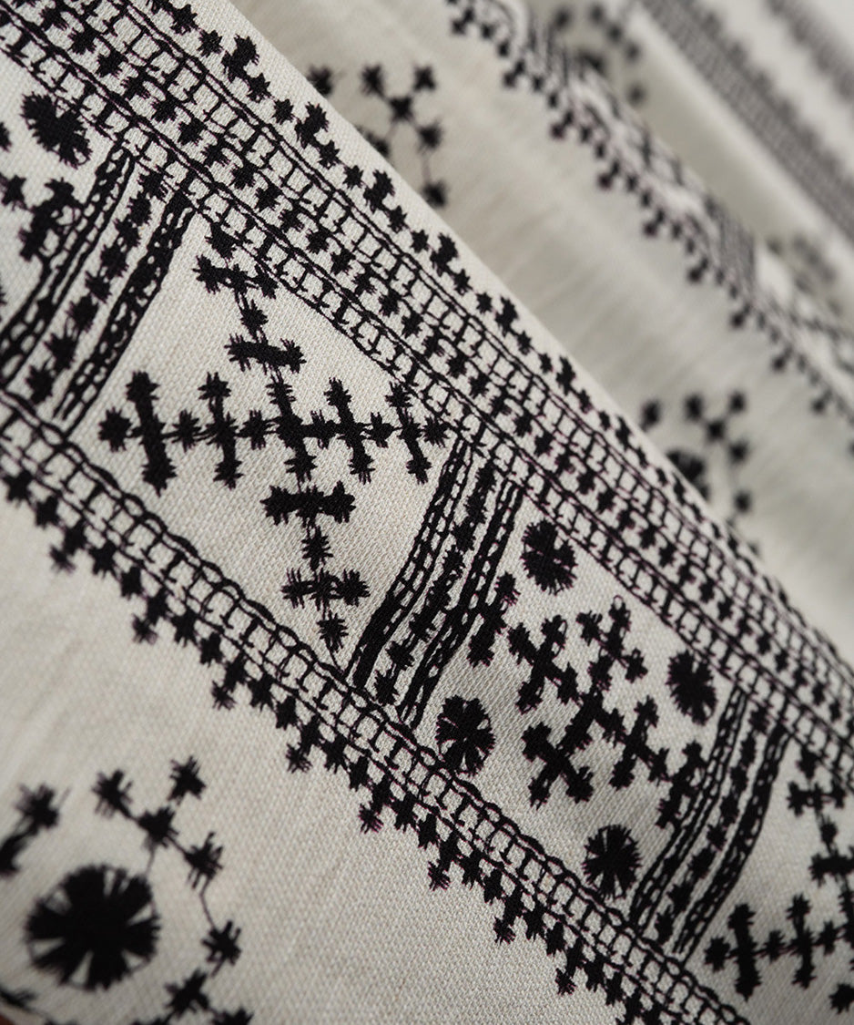 Ethnic Line Set