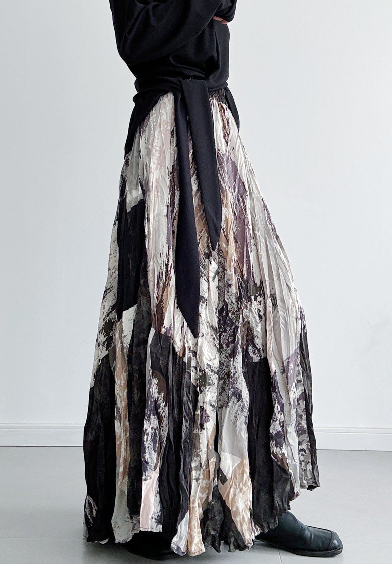 Abstract Print Pleated Skirt