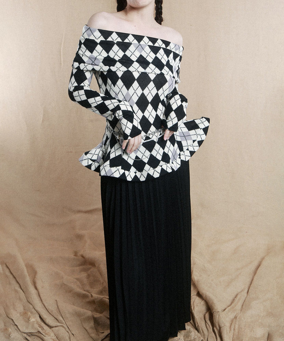 Argyle OffShoulder Fit Top