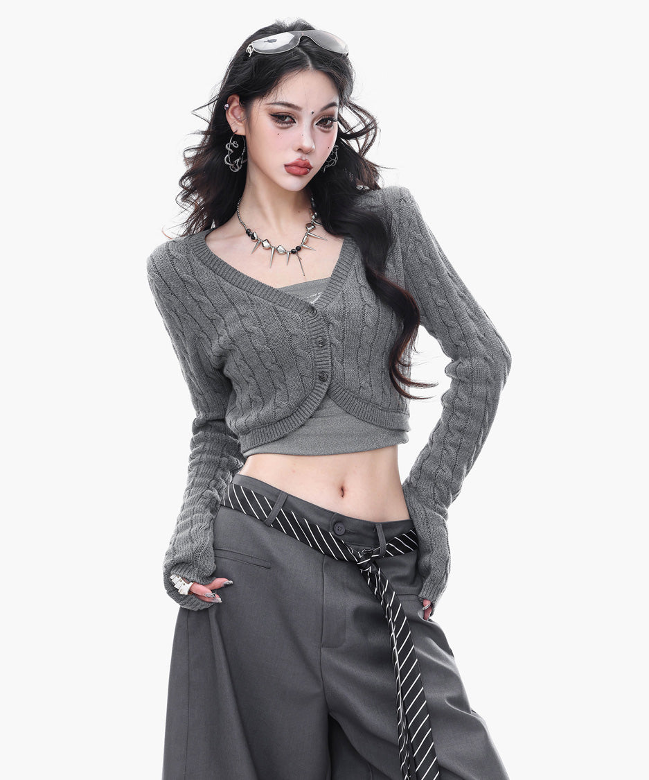 Cable Cropped Curve Cardigan
