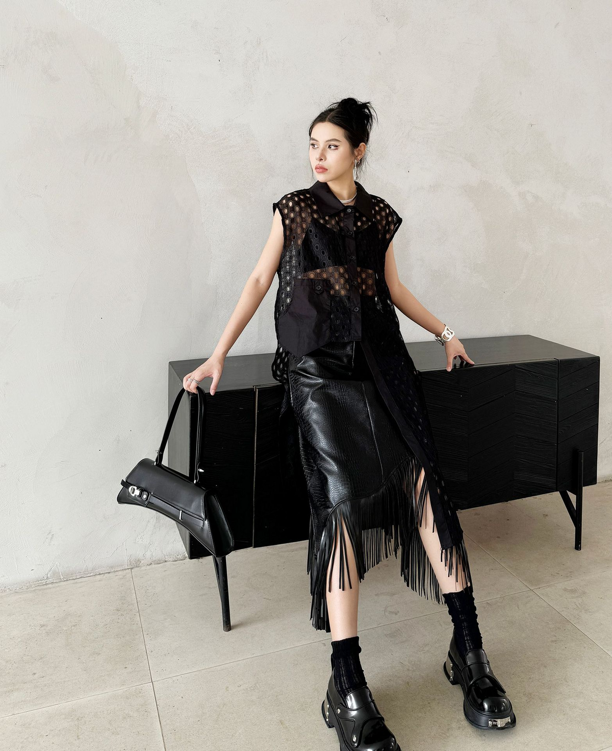 Eyelet Mesh Sleeveless Shirt