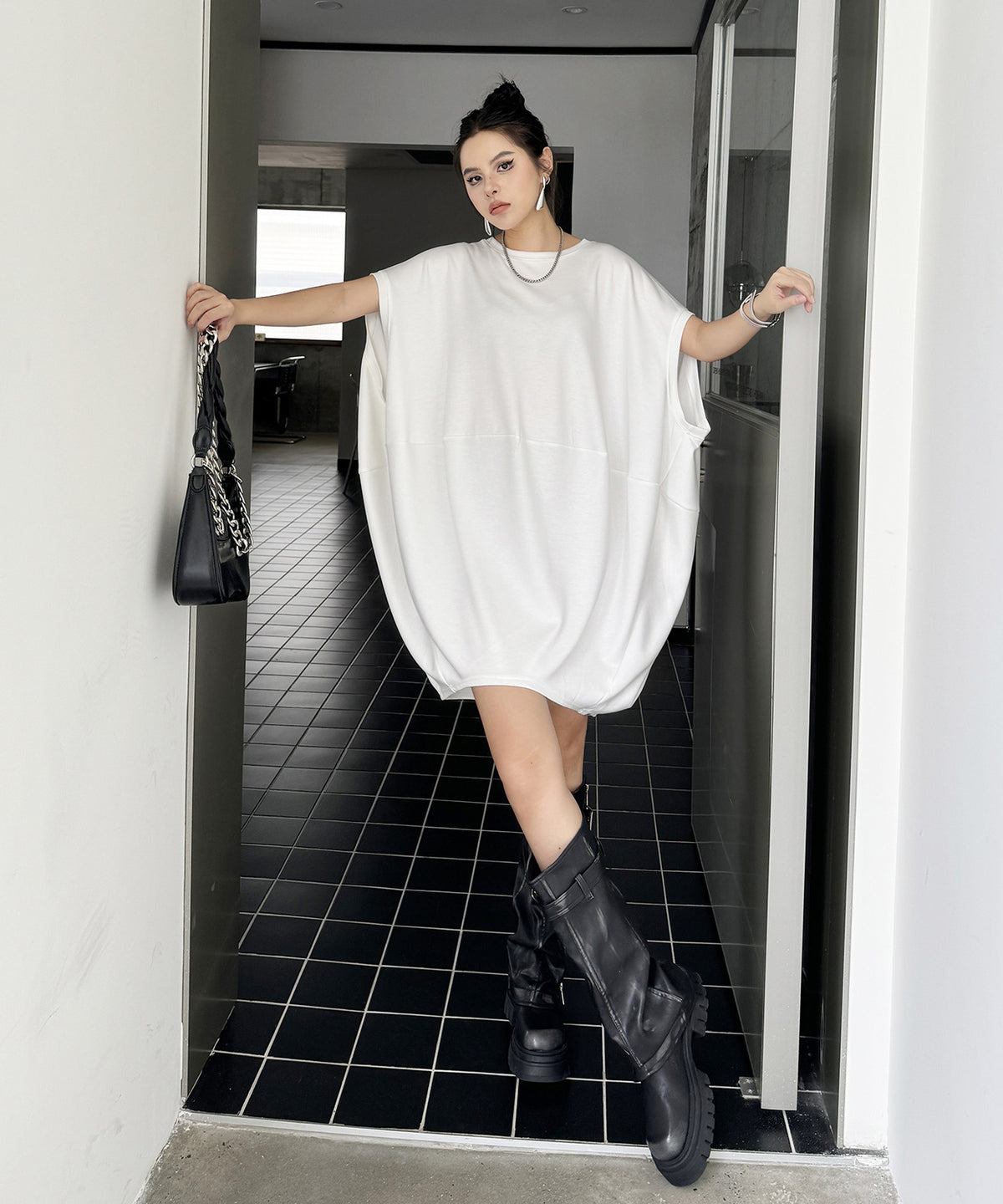Balloon Silhouette Dress