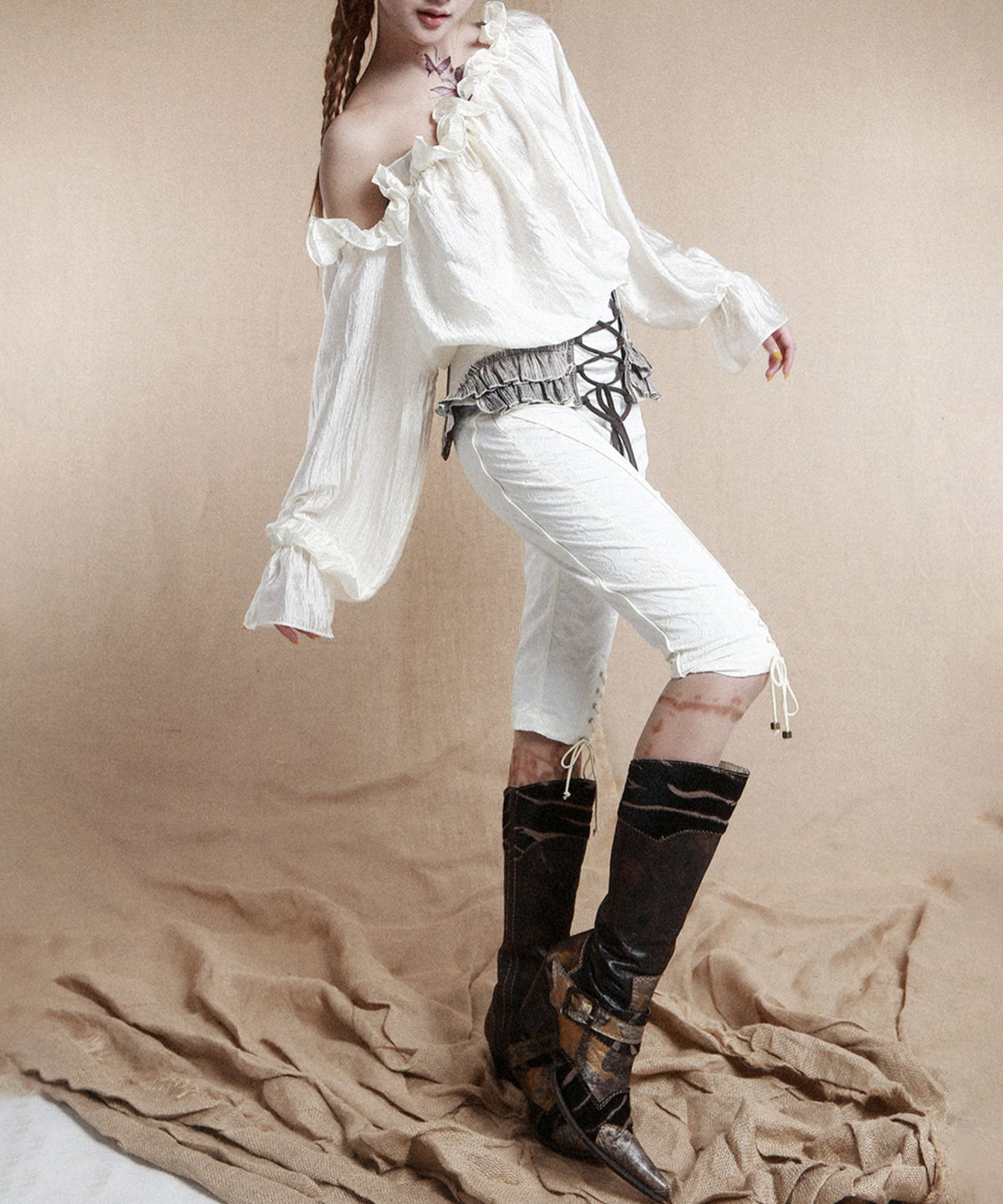 Ornate Lace-Up Cropped Pants