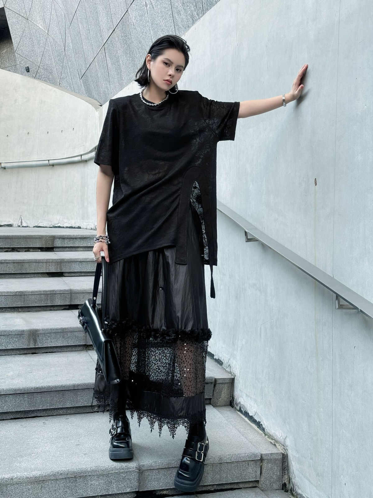 Loop Cut Lace T-shirt