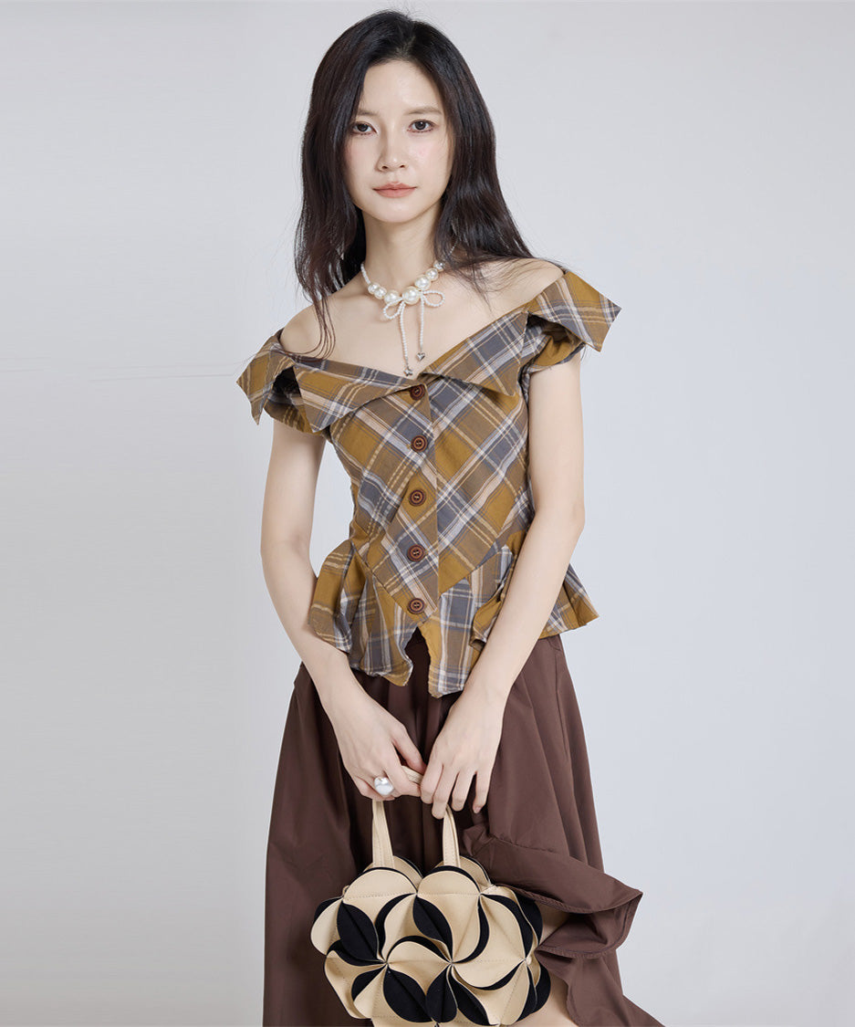 Fold Collar Peplum Top