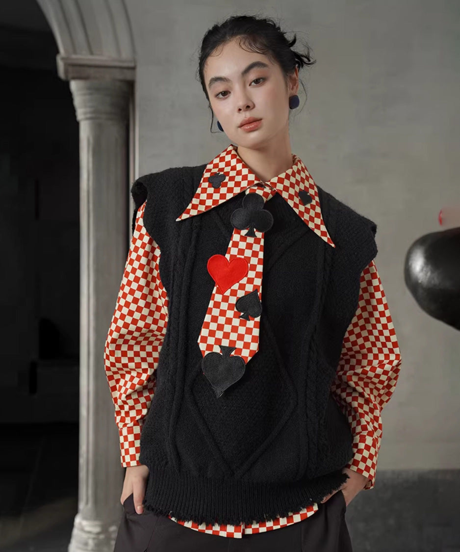 Checker Emblem Collar Blouse