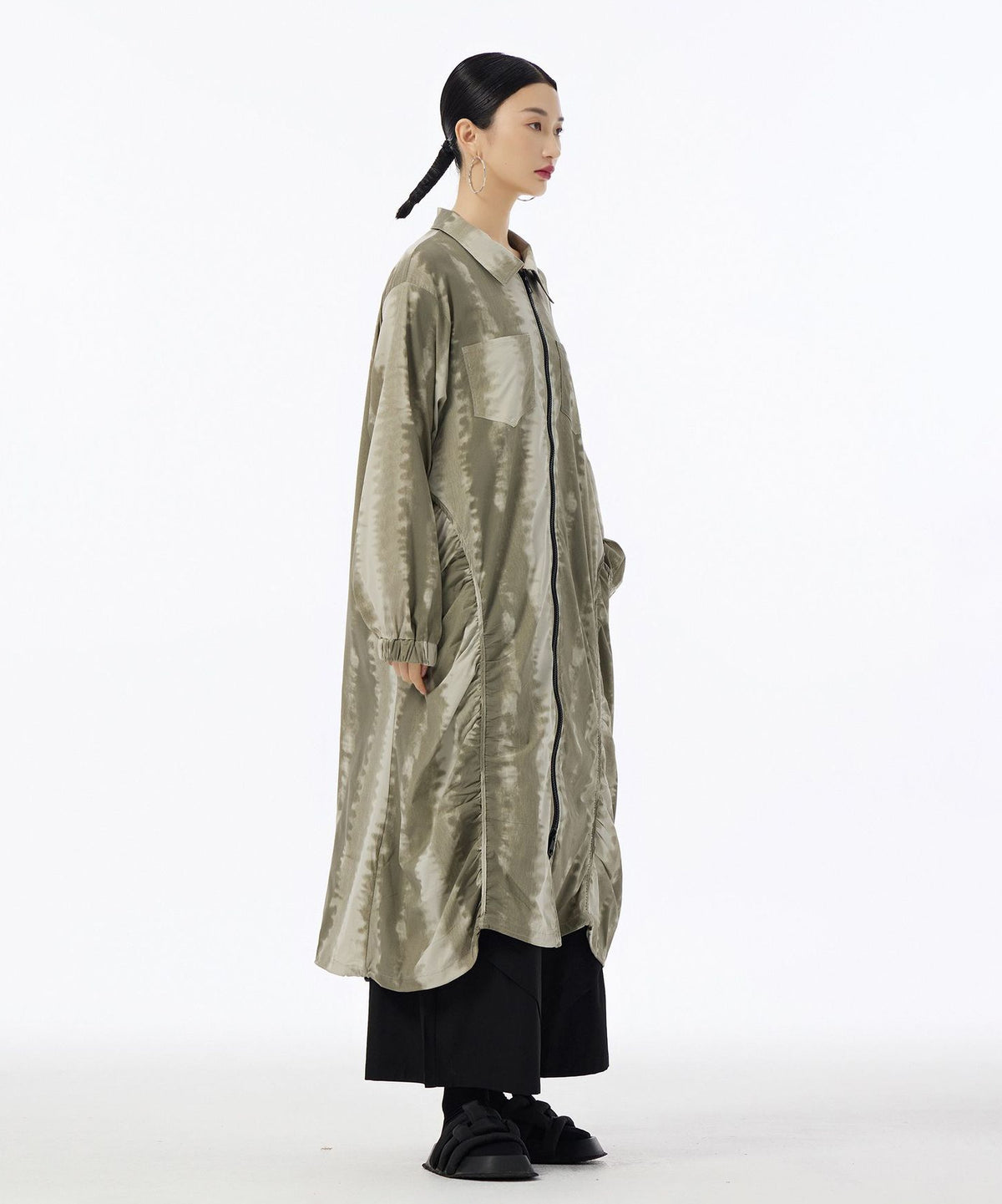 Glare Texture Zip Top