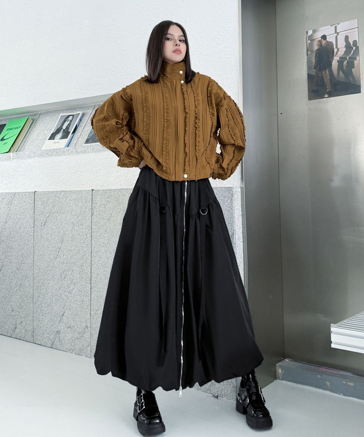 Front Zip Balloon Skirt
